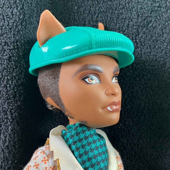 Vintage Monster High Doll, Clawd Wolf , OG1 phase 1. - Picture 3 of 9